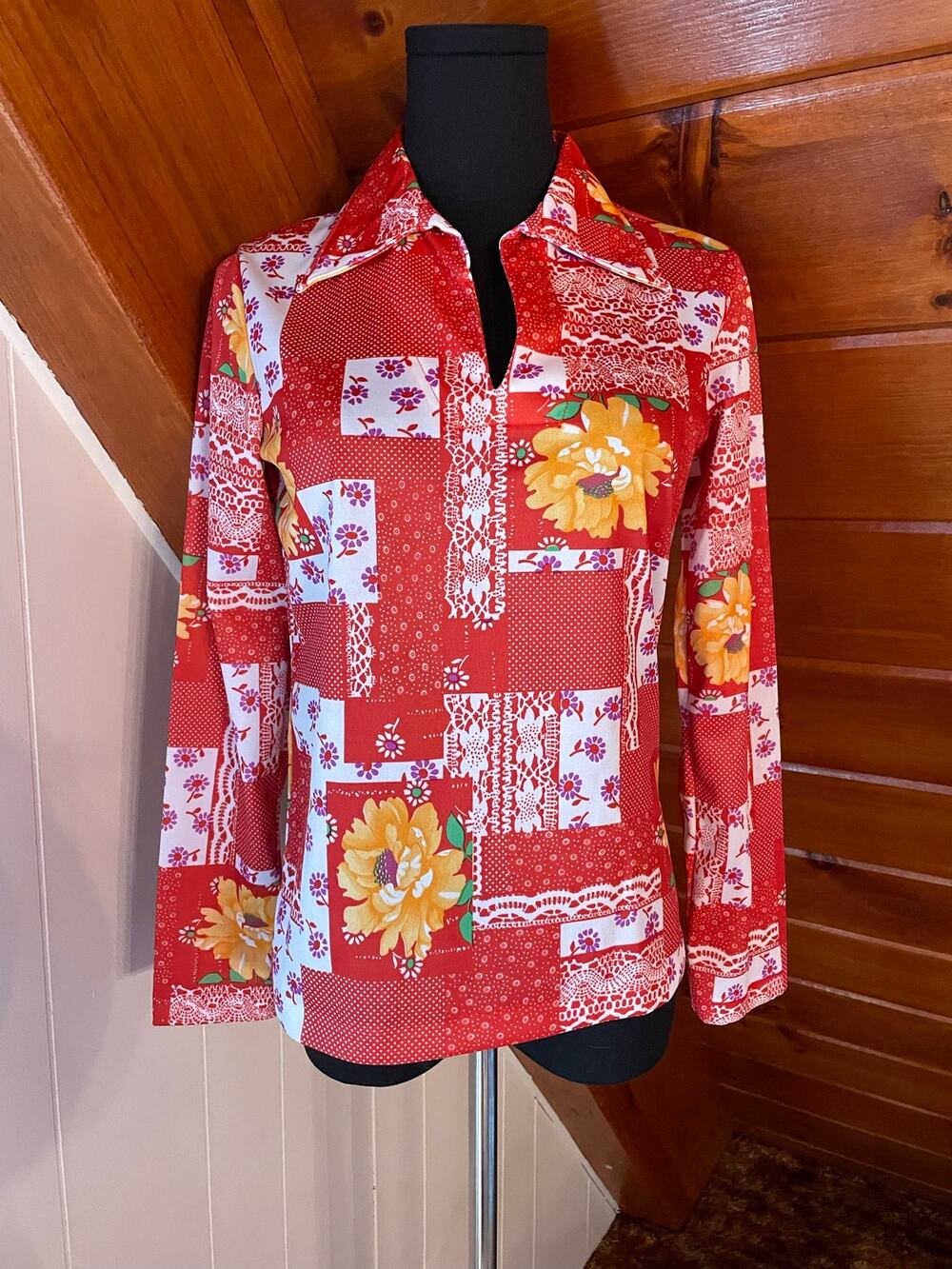 Vintage 70s JCPenney Patchwork Floral Print Polyester Dagger Collar sz M